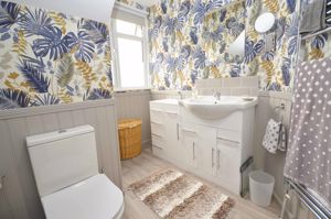 Photo 19- click for photo gallery